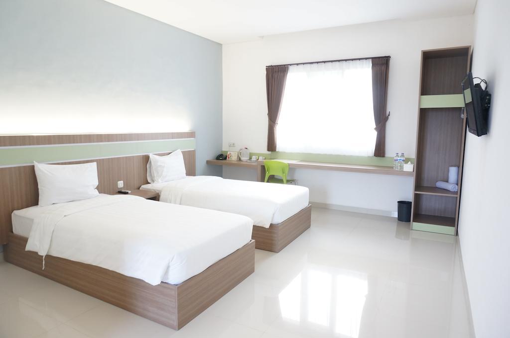 Rumah Cassa Guest House 泗水 客房 照片