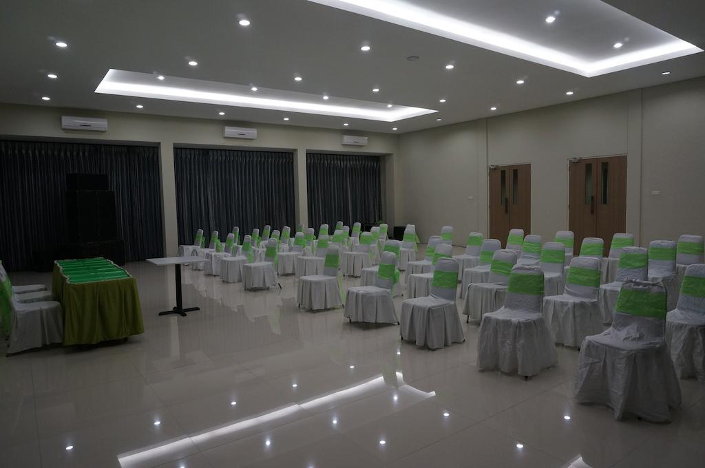 Rumah Cassa Guest House 泗水 外观 照片
